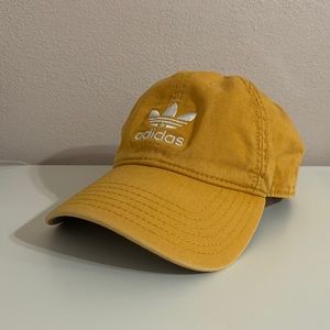 Relaxed Fit Strapback